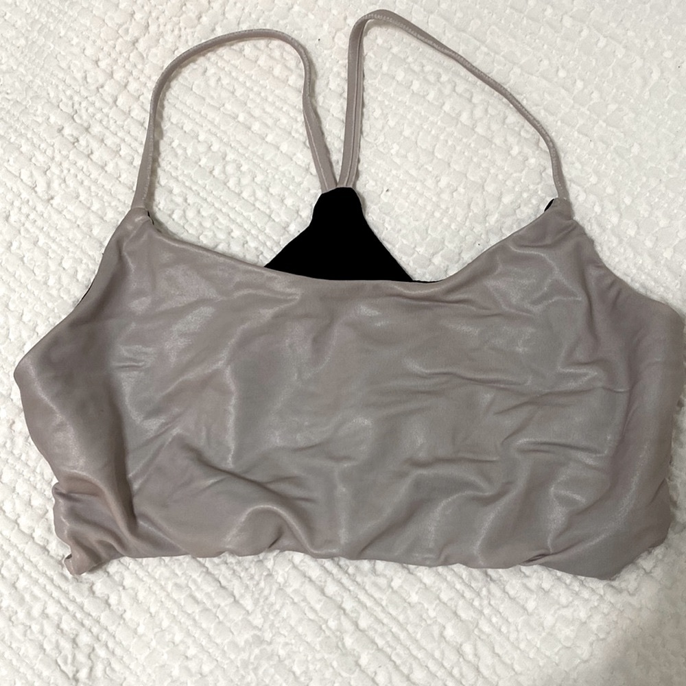 Onzie sports bra